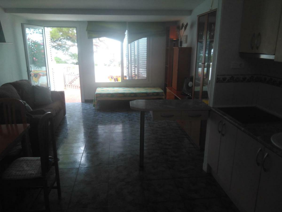 Apartment Cala Llobeta, Primera Linia De Mar Calafat
