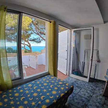 Apartament Cala Llobeta, Primera Linia De Mar Calafat Exterior photo